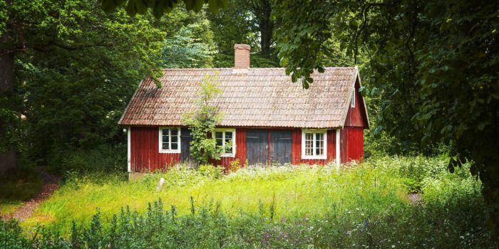 Liten röd stuga