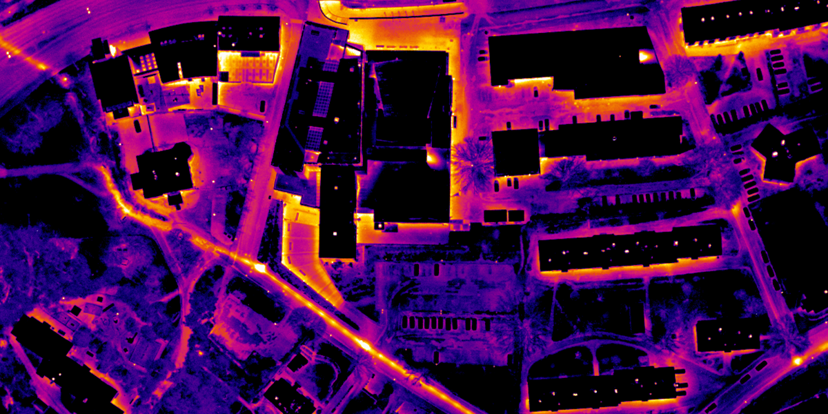 Bild från flygtermografering av fjärrvärmenätet.